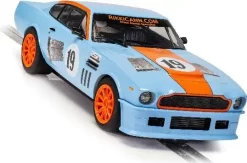 Scalextric - Aston Martin V8 Bil - Gulf Edition - C4209 -Legetøjsland aston martin v8 gulf edition rikki cann racing c4209 576227 3