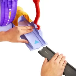 Disney Cars - Bilbane Legesæt - Showtime Loop - Inkl. Monster Truck Bil -Legetøjsland disney cars cirkus legesaet 584344 4