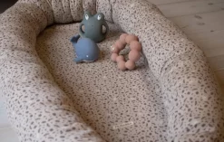 Filibabba - Bidering - Frøen Frey - Grøn -Legetøjsland filibabba bidedyr frey froeen mosegroen 580996 7