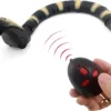 Fjernstyret Slange - Cobra - Swing & Attack - Real Wild - 39 CM 2 Fjernstyret Slange - Cobra - Swing & Attack - Real Wild - 39 CM -Legetøjsland fjernstyret cobra slange 586014