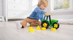 John Deere Legetøjstraktor - Lær Og Leg - Johnny -Legetøjsland john deere laer leg johnny traktor 458916 4