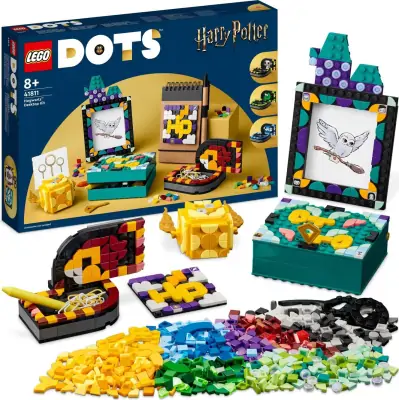 Lego Dots - Hogwarts Skrivebordssæt - 41811 3 Lego Dots - Hogwarts Skrivebordssæt - 41811