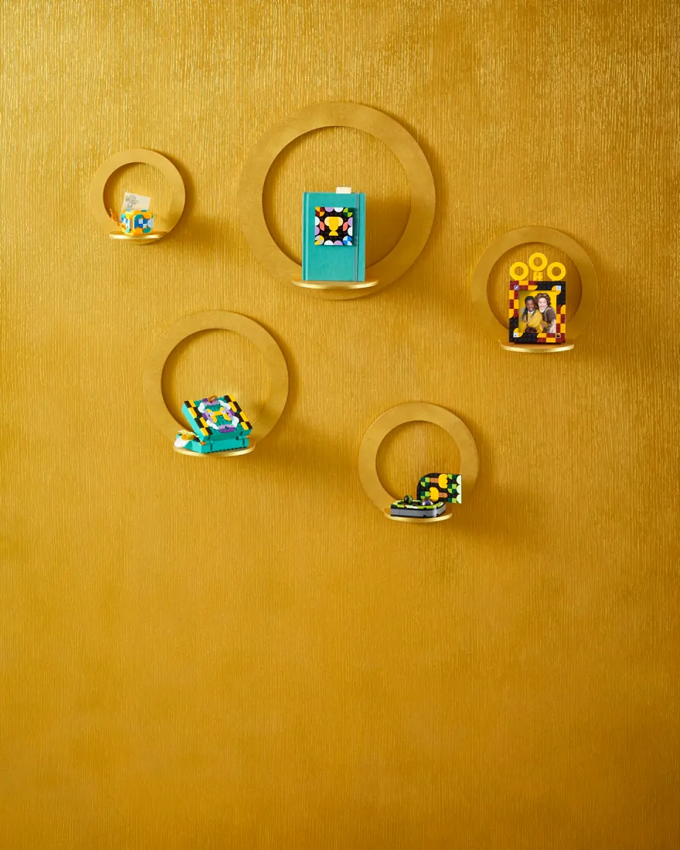 Lego Dots - Hogwarts Skrivebordssæt - 41811 4 Lego Dots - Hogwarts Skrivebordssæt - 41811 - Billede 2